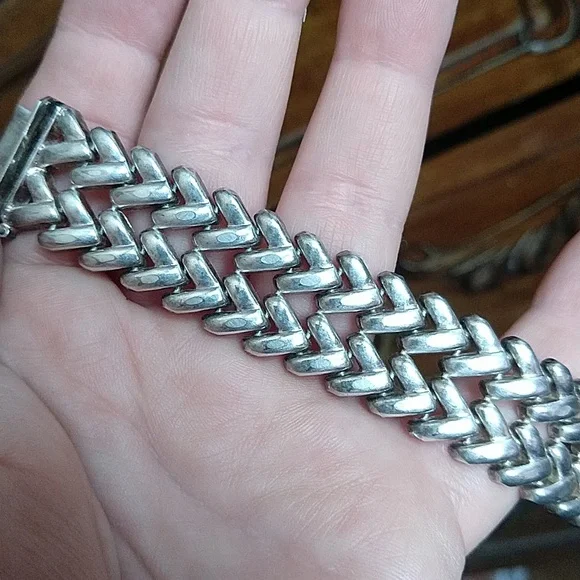 Vintage leaf or vine or leaves style bracelet sterling silver 925